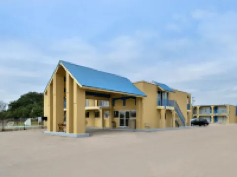 Americas Best Value Inn Schulenburg Hotels in Fayette County