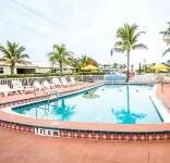 Econo Lodge Cocoa Beach - Near the Port - en bord de mer