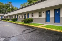Motel 6 Tinton Falls NJ  Neptune Hotels in Freehold Township