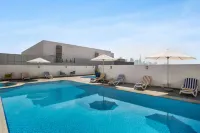 La Quinta by Wyndham Dubai Jumeirah - piscina