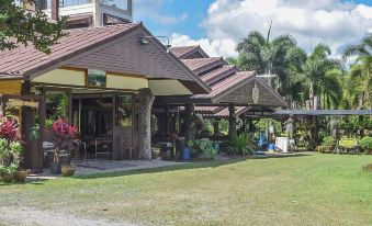 Nicslongstay Hotel