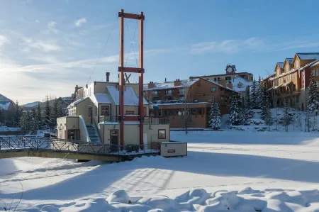 Main Street Junction Отели рядом с достопримечательностью «Riverwalk Center at Breckenridge»