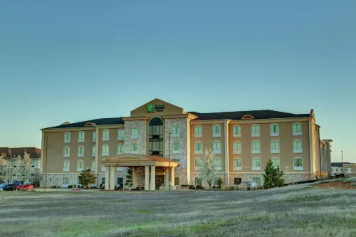 Holiday Inn Express & Suites TEXARKANA EAST by IHG