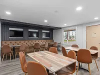 Super 8 by Wyndham Kissimmee/Orlando Hotels in Kissimmee