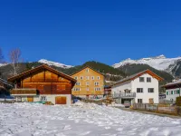 Feu de Joie Hotels near Bergbahnen Disentis 3000