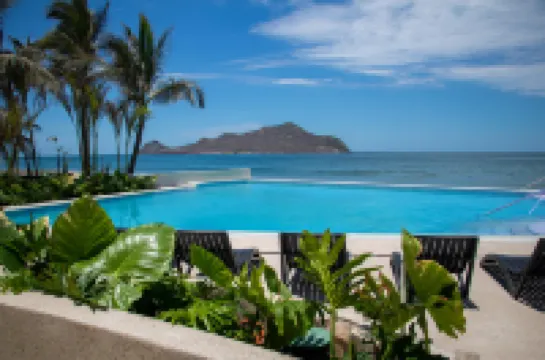 Viaggio Resort Mazatlán