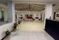 Waterstone's Hotel فنادق في Mansehra