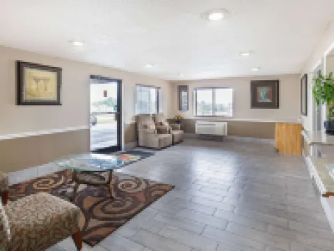 Super 8 by Wyndham Somerset Hotels in Somerset