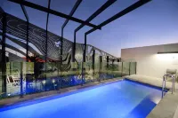 Oaks Gladstone Grand Hotel - Swimmingpools