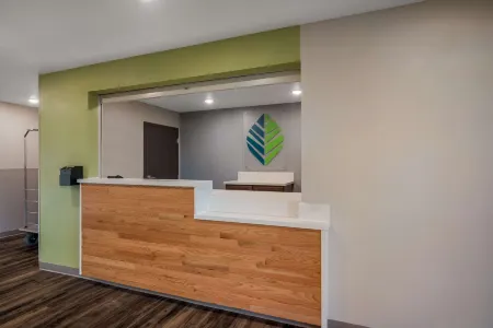 WoodSpring Suites Milwaukee - Menomonee Falls Отели в г. Джермантаун