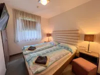 Mountain Resort-Kaprun - piscina