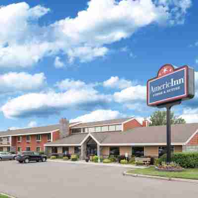 AmericInn by Wyndham Bemidji Hotel Exterior