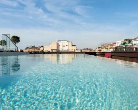 The Corner Hotel โรงแรมในบาร์เซโลนา