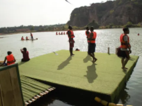 Tadom Hill Resorts Hotel di Tanjung Dua Belas