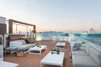 Llaut Boutique Hotel Отели в г. Can Picafort