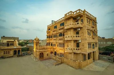 Hotel Golden Rock Hotels near Bada Bagh