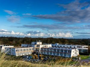 Strandhotel Westduin