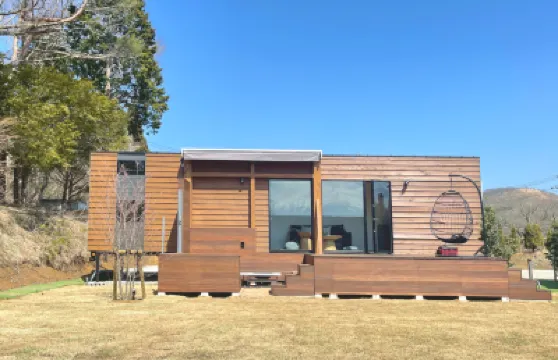 Glanstella Cabin Fujiyamanakako 鄰近Clover Ranch的酒店