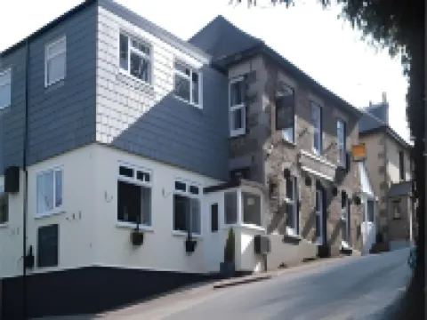 Sportsmans Valley Hotel