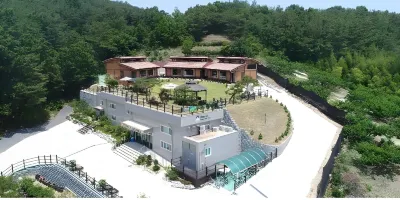 Upo Healing Vill