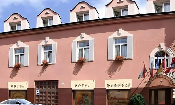 Hotel Wenecki