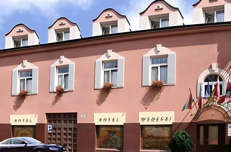 Hotel Wenecki
