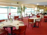 Brit Hotel Bordeaux Aéroport - Le Soretel - Breakfast
