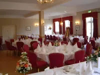 Glen-Yr-Afon House Hotel Hotels in Pontymoile