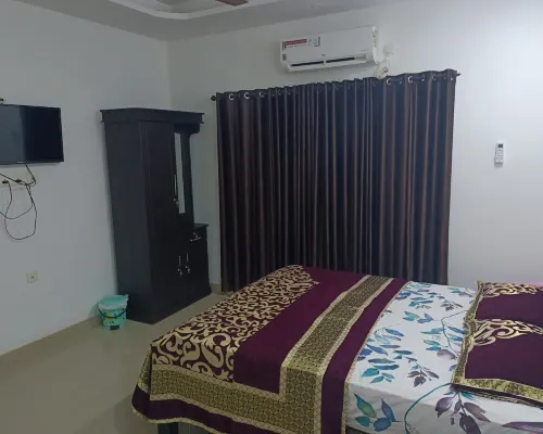 Rain Homestay Hotels in Alleppey
