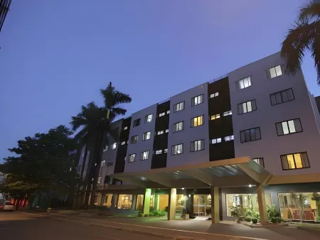 Nadai Confort Hotel e Spa Отели рядом с достопримечательностью «Igreja São Paulo Apóstolo»