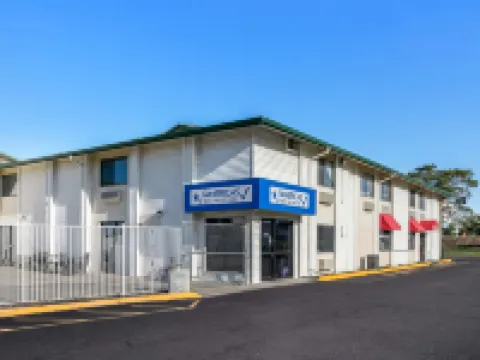Americas Best Value Inn Lincoln Airport Hotels near University of Nebraska-Lincoln