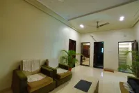 Hotel Mid Town Inn by Yanu Hotel & Resort - Walking Distance from Nakki Lake - Pet Friendly