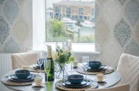 Harbour View - 2 Bedroom Apartment - Milford Haven