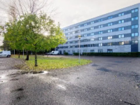 Cerise Bordeaux Mérignac Aéroport Hotels in Merignac