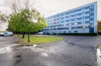 Cerise Bordeaux Mérignac Aéroport Hotels in Merignac