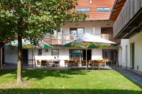 Hotel U Tri Volu Hotels in Býkovice