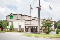 Super 8 by Wyndham Clovis