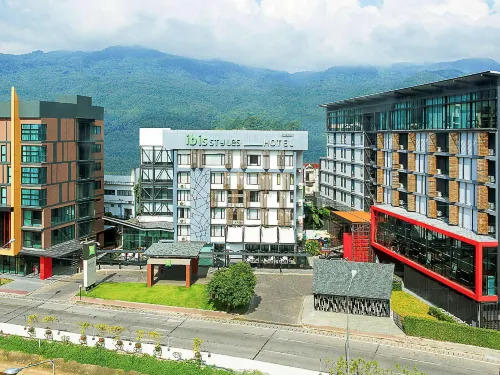 Ibis Styles Chiang Mai - Kitchens