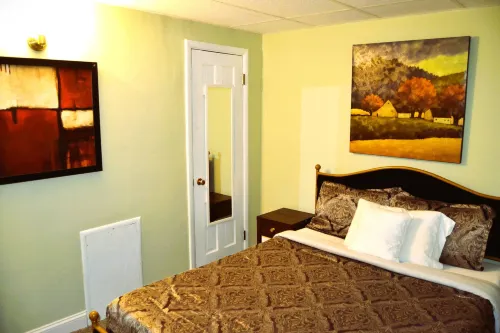 A Delightful and Cozy Two-Bedroom Apartment