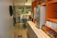 Premiere Classe Saint Quentin EN Yvelines - Elancourt - Business