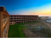 Driftwood Shores Resort Hotels in Florence