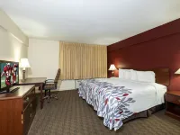 Red Roof Inn & Suites Hazleton Hotels in Luzerne County