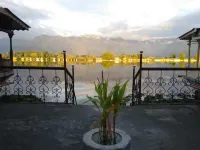 Akbar Group of Heritage Houseboats