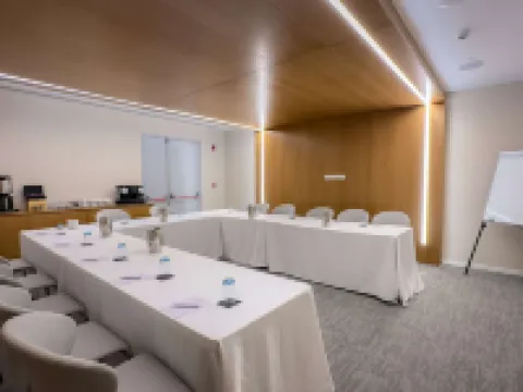 Radisson Beach Resort Larnaca Hotels in Voroklini