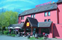 The Originals City, Hôtel Mulhouse Est Hotels in Zimmersheim