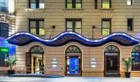 Dream Midtown by Hyatt Hoteller i 