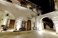Arkeles Suites