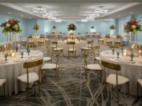 Courtyard Nassau Downtown/Junkanoo Beach Hotels in Nassau