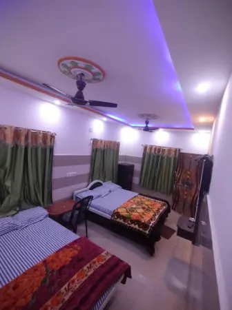 Goroomgo Maa Durga Guest Inn Digha Отели рядом с достопримечательностью «Maa Tara»