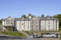 Super 8 by Wyndham Sainte Agathe des Monts Hotels in Val-David